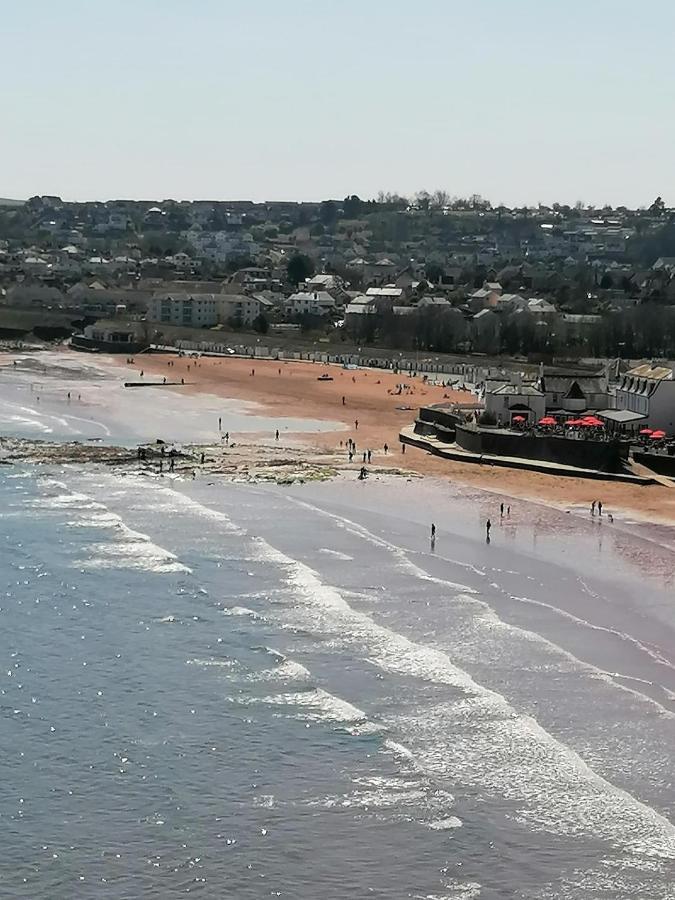 Barbie House ,Opposite The Beach & Paignton Pier , 2 Bedroom Apartment With Private Car Space & Garden , Free Access Next Door To The Stunning Ballet & Make Up School & A Beautiful Ladys Beauty Salon (Adults Only) Zewnętrze zdjęcie