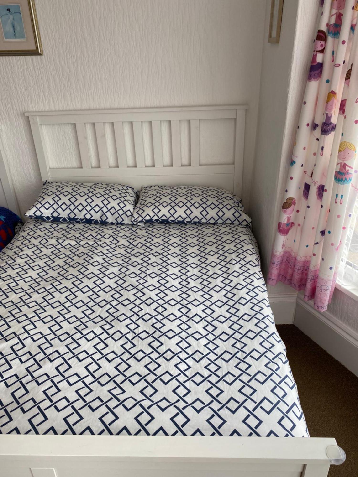 Barbie House ,Opposite The Beach & Paignton Pier , 2 Bedroom Apartment With Private Car Space & Garden , Free Access Next Door To The Stunning Ballet & Make Up School & A Beautiful Ladys Beauty Salon (Adults Only) Zewnętrze zdjęcie
