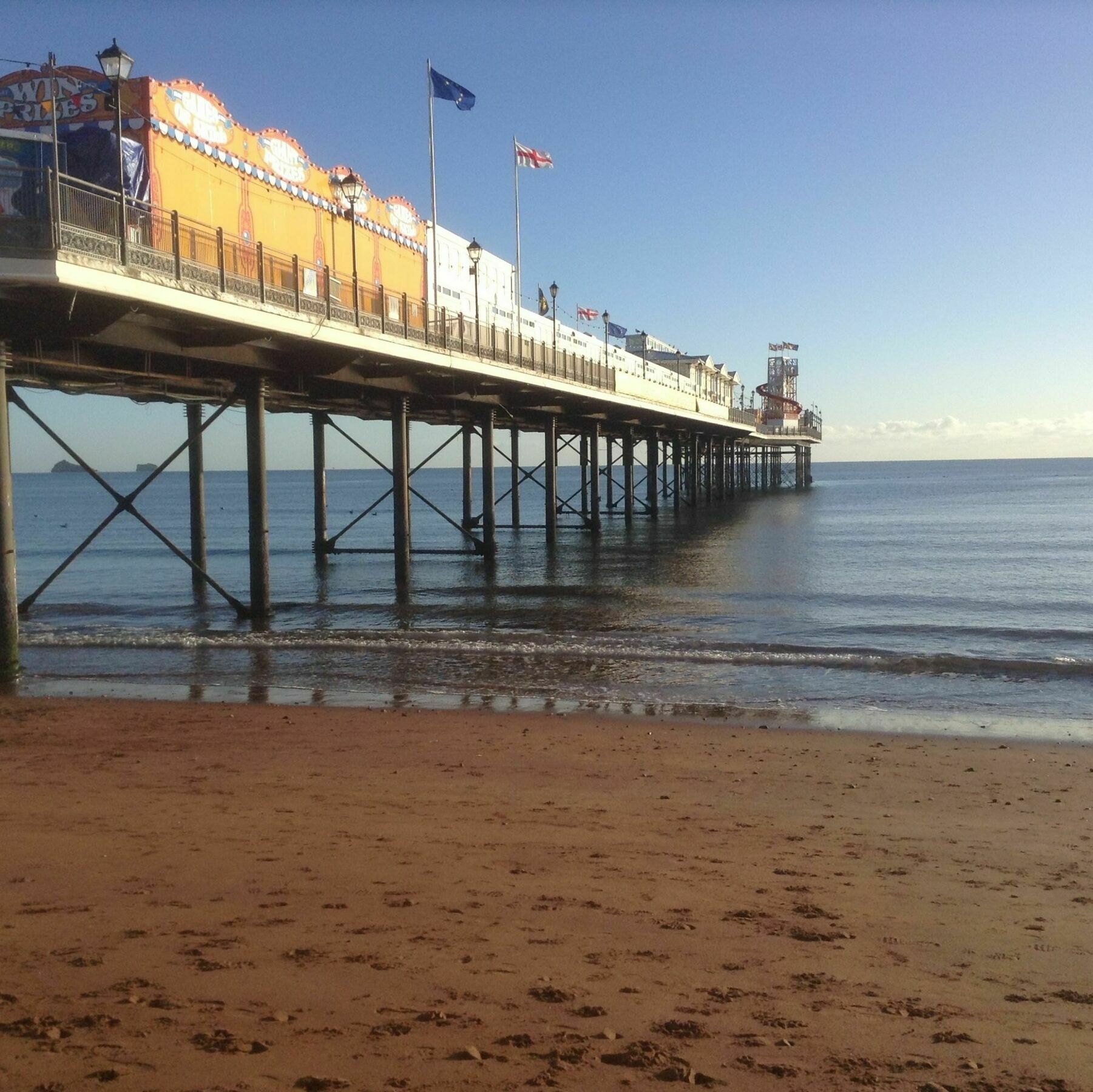 Barbie House ,Opposite The Beach & Paignton Pier , 2 Bedroom Apartment With Private Car Space & Garden , Free Access Next Door To The Stunning Ballet & Make Up School & A Beautiful Ladys Beauty Salon (Adults Only) Zewnętrze zdjęcie